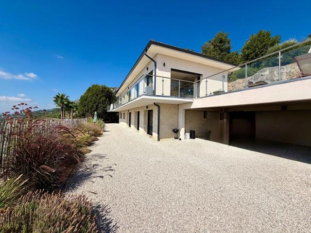Maison location à Digne-les-Bains, Provence-Alpes-Côte d'Azur