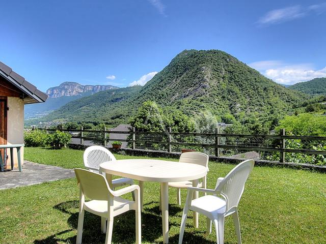 Maison vente à Chambéry, Saint-jeoire-prieuré