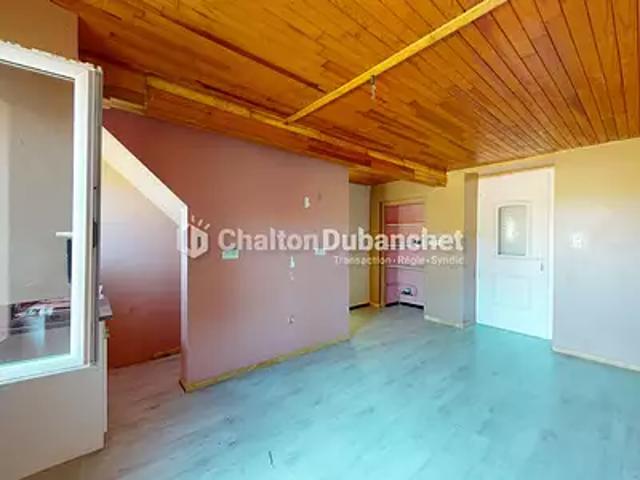 Maison vente à Roanne, Saint-jodard
