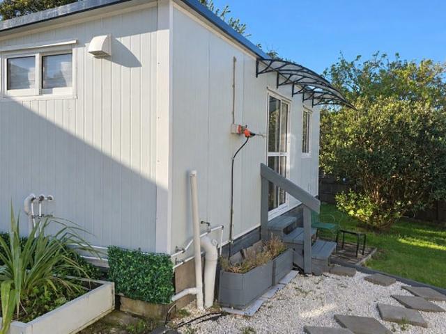 Apartment for rent in Saint Johns, Ōrākei