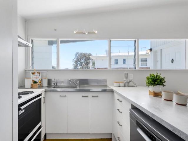 Apartment for rent in Saint Johns, Ōrākei