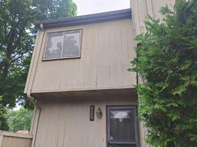 House for sale in Eden Prairie