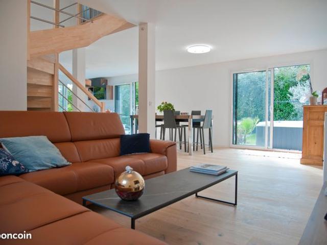 Maison vente à Annecy, Sévrier