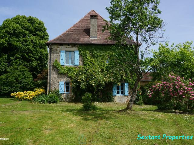 Villa vente à Nontron, Saint-jory-de-chalais