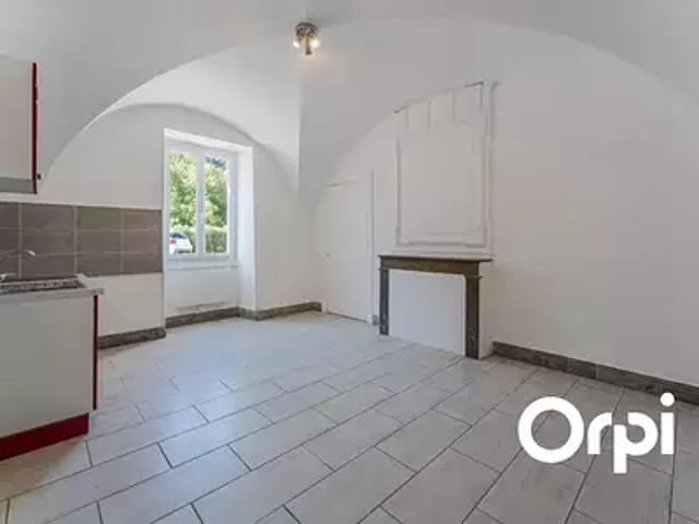 Appartement location à Les Roberts, Saint-Julien-en-Saint-Alban