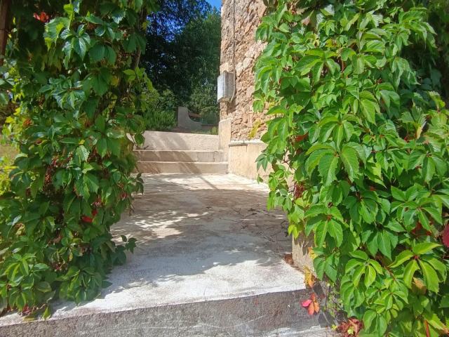 Maison vente à Saint-Julien-le-Roux, Ardèche