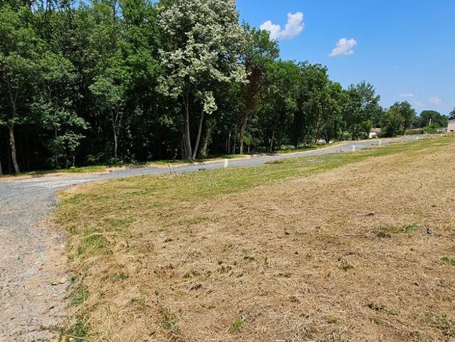 Terrain vente à France métropolitaine, Saint-julien