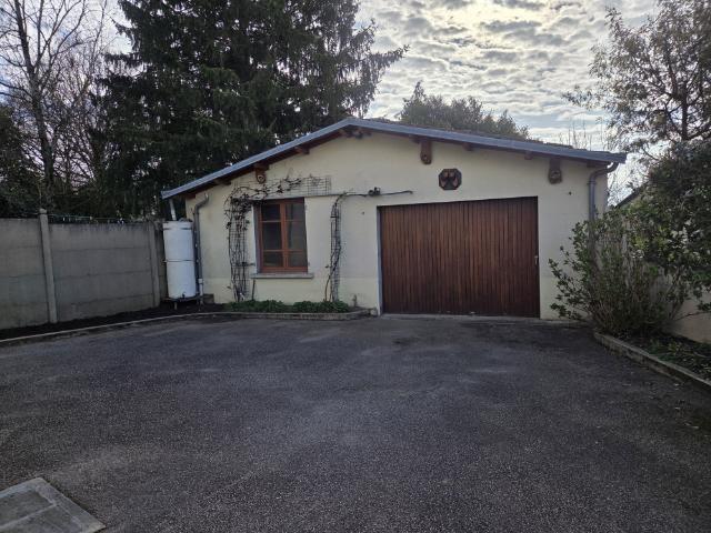 Maison vente à Rochechouart, Saint-junien