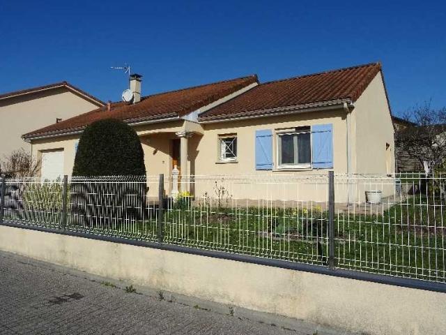 Maison vente à Rochechouart, Saint-junien