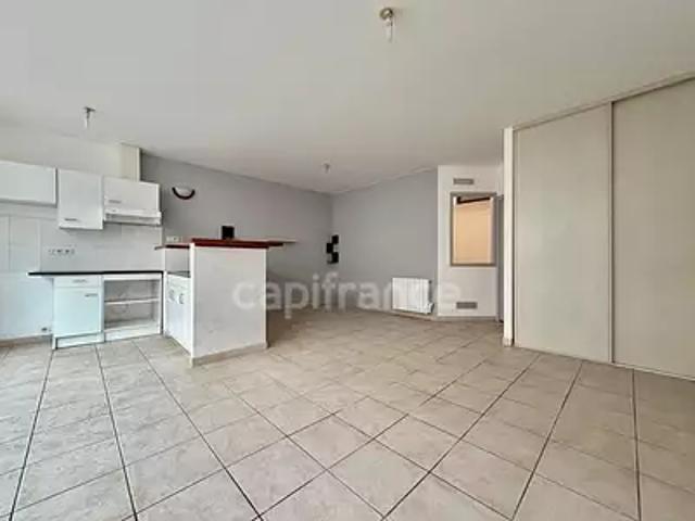 Appartement location à Roanne, Saint-just-en-chevalet