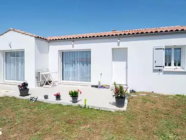 Maison vente à Luzac, Saint-Just-Luzac