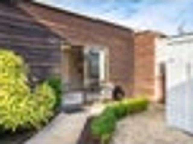 Apartment for rent in Otakou