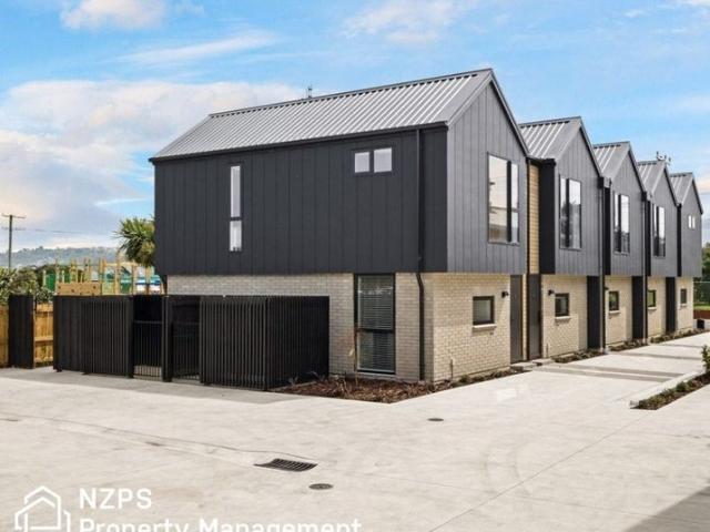 House for rent in Otakou