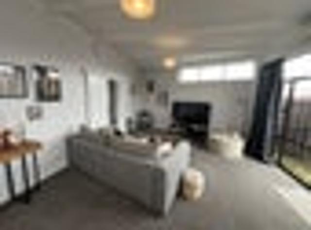House for rent in Otakou