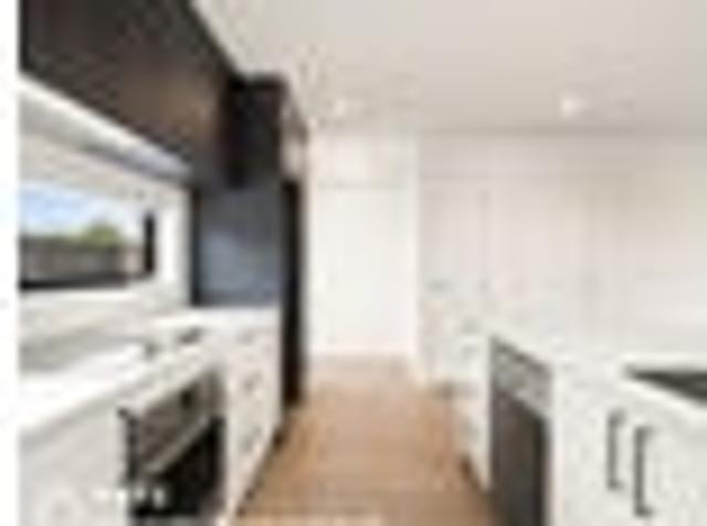 Townhouse for rent in Otakou