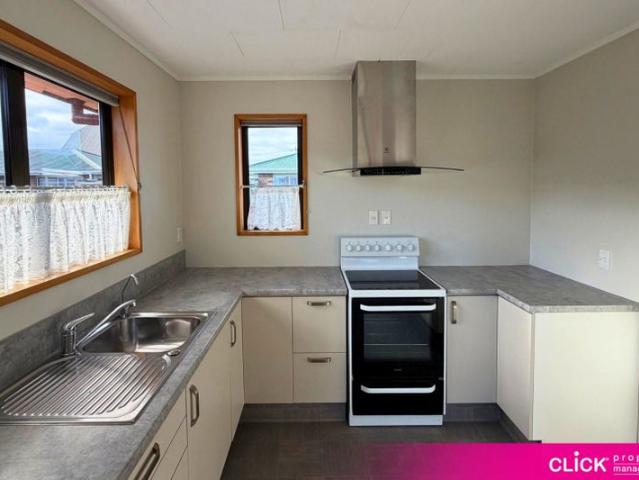 House for rent in Otakou