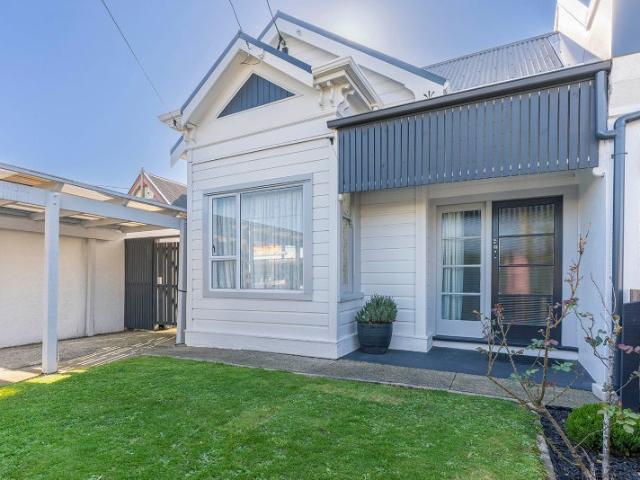 House for rent in Otakou