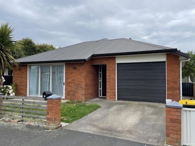 House for rent in Otakou