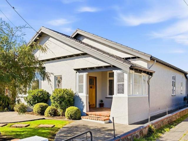 House for rent in Saint Clair, Dunedin