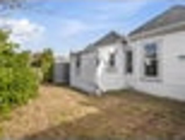 House for rent in Sunshine, Dunedin