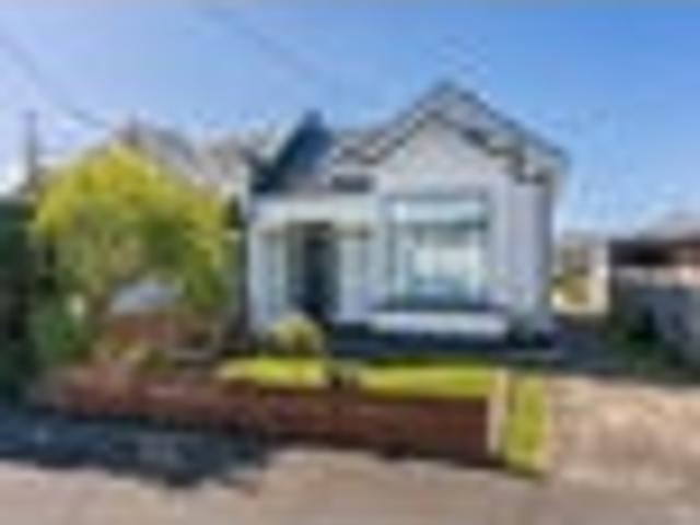 House for rent in Otakou