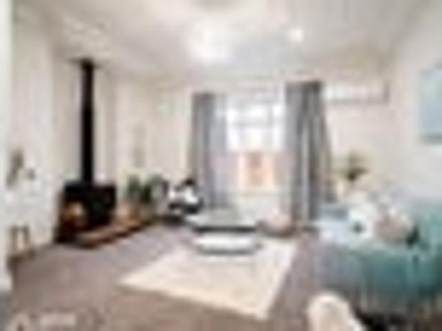 House for rent in Otakou