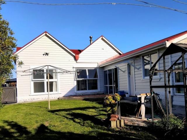 House for rent in Otakou