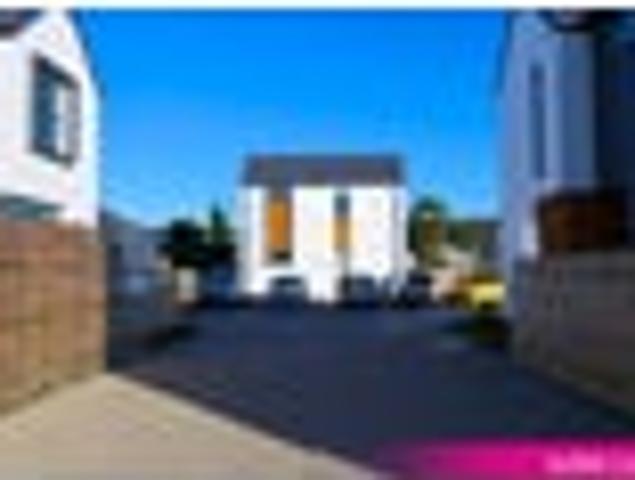 Townhouse for rent in Otakou