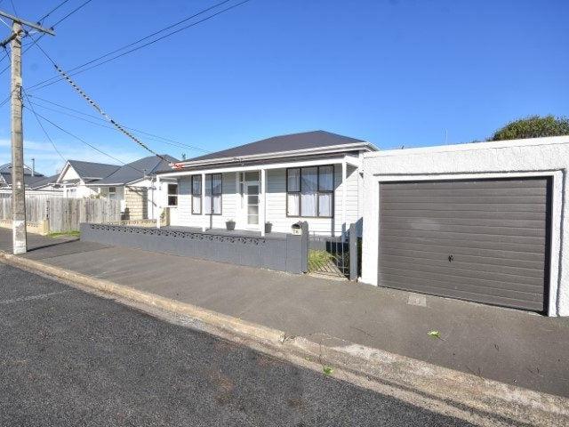House for rent in Otakou