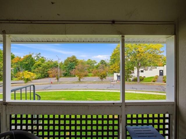 Condo for sale in The Flats, Holyoke