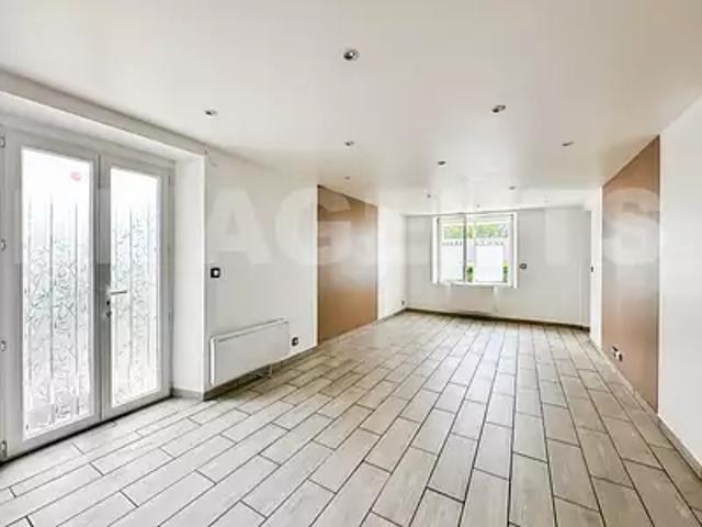 Maison vente à France métropolitaine, Saint-laurent