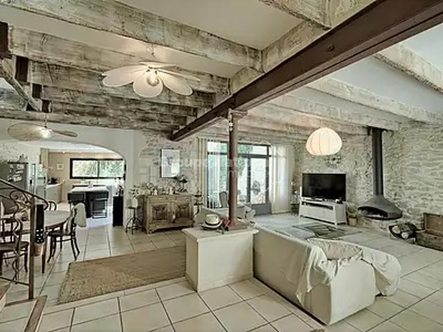 Maison vente à Nîmes, Saint-laurent-d'aigouze