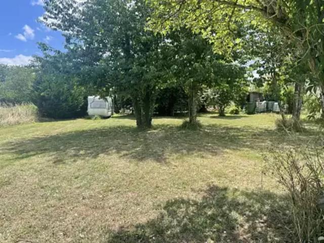 Terrain vente à France métropolitaine, Saint-laurent-d'arce