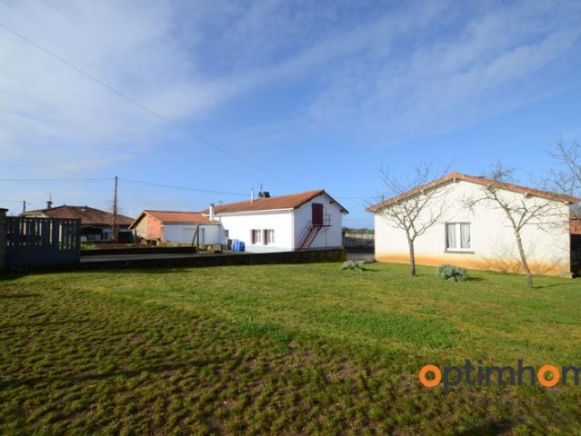 Maison vente à Confolens, Saint-laurent-de-céris