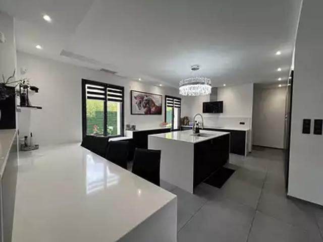 Maison vente à Privas, Saint-laurent-du-pape