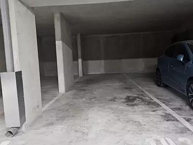 Garage vente à Grasse, Saint-laurent-du-var