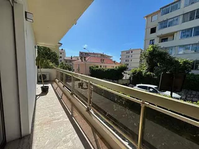 Appartement location à Grasse, Saint-laurent-du-var