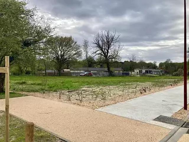 Terrain vente à Lesparre-Médoc, Saint-laurent-médoc