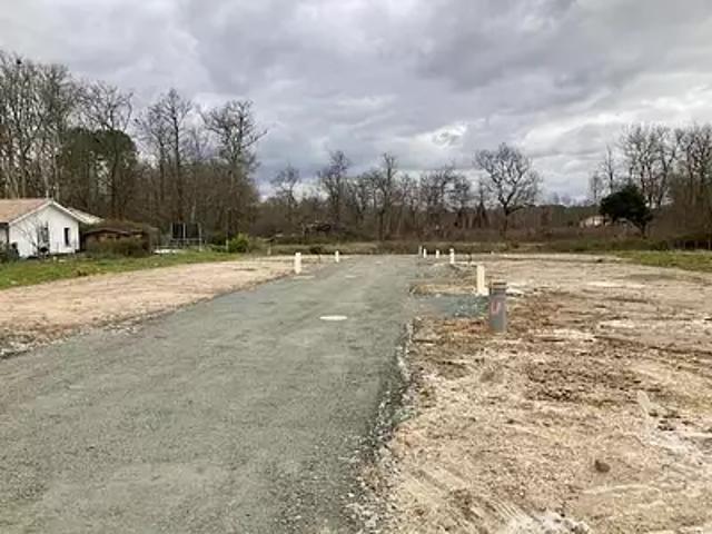 Terrain vente à Lesparre-Médoc, Saint-laurent-médoc