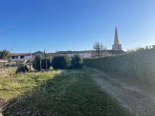 Terrain vente à Lesparre-Médoc, Saint-laurent-médoc