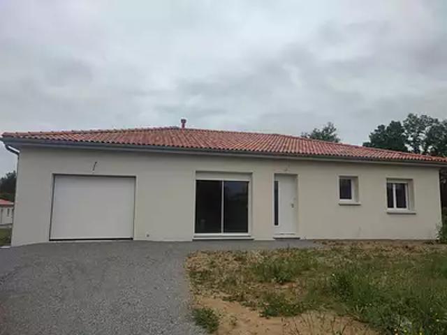 Maison location à Rochechouart, Saint-laurent-sur-gorre