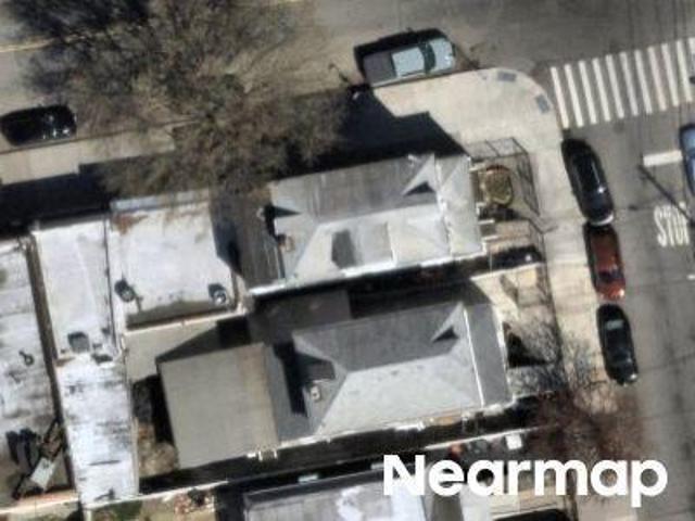 House for sale in The Bronx, Arverne