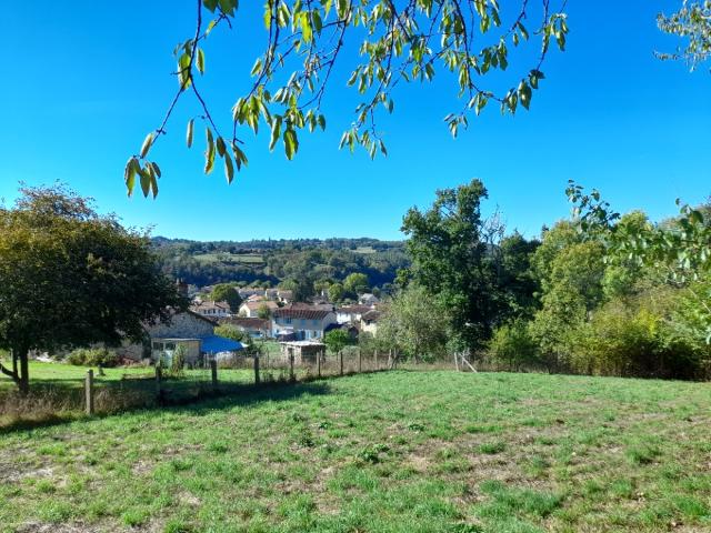 Terrain vente à Saint-Léonard-de-Noblat, Haute-Vienne
