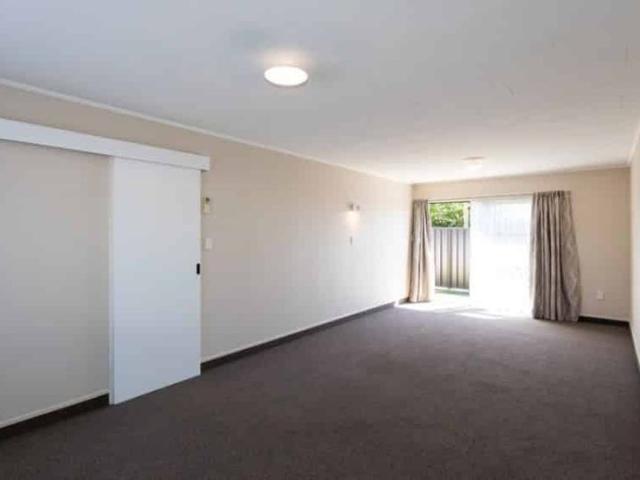 Apartment for rent in Hastings