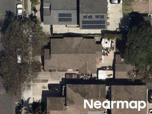 House for sale in Long Beach