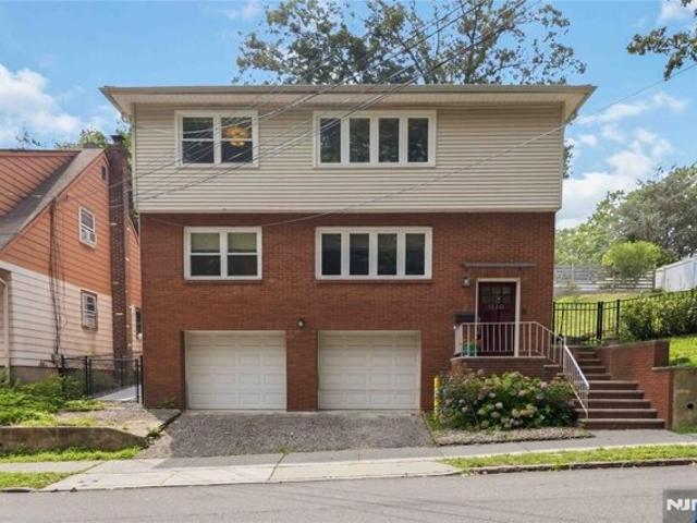 House for sale in Hillside, New Jersey