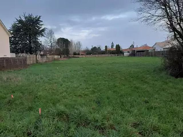 Terrain vente à Nantes, Saint-lumine-de-coutais