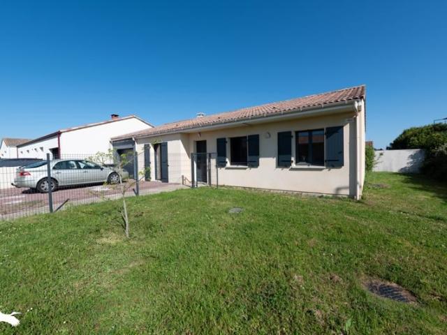 Maison vente à Saint-lumine-de-coutais