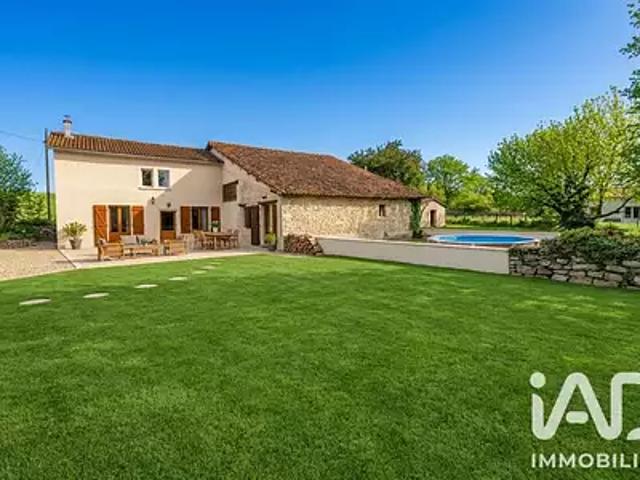 Maison vente à Saint-Macoux, Val-de-Comporté