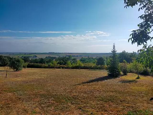 Terrain vente à Jonzac, Saint-maigrin